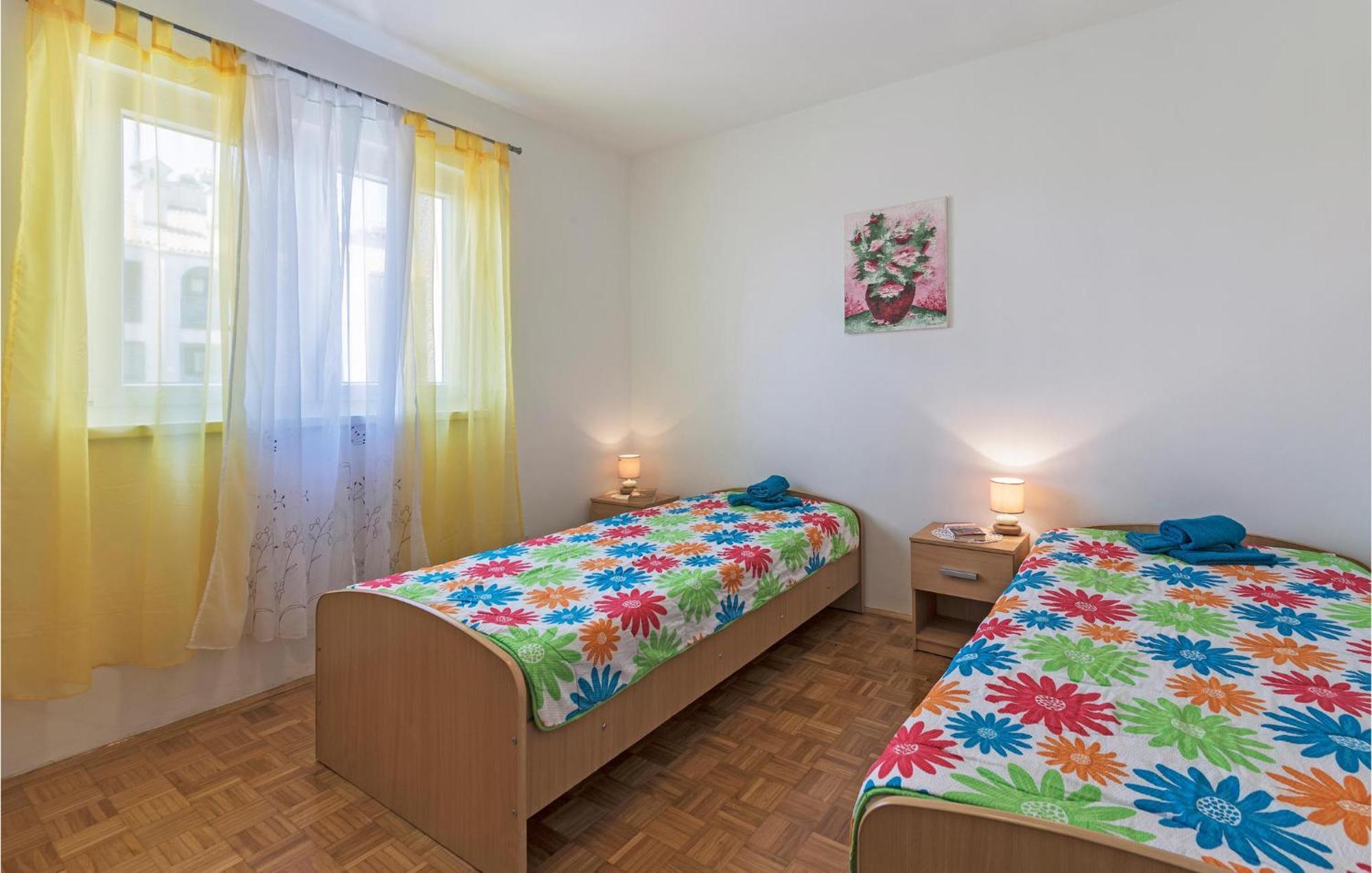 Gorgeous Apartment In Pula With House Sea View Exterior foto
