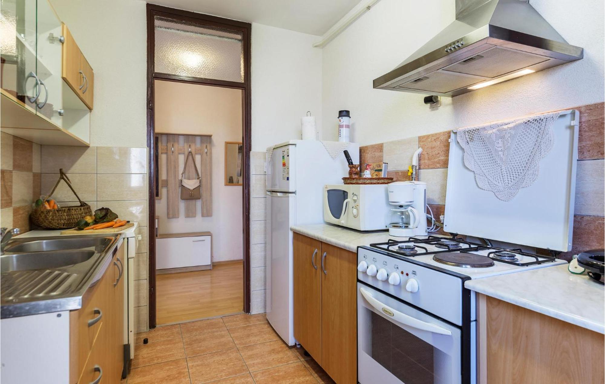 Gorgeous Apartment In Pula With House Sea View Exterior foto